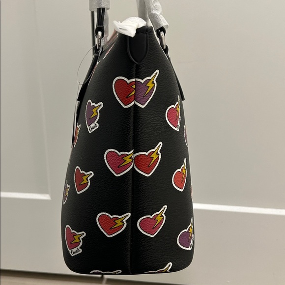 Coach (NWT) Gallery Tote Bag with Heart Bolt Print - Picture 5 of 15